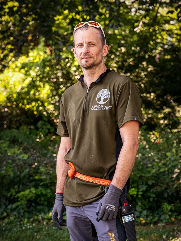 Portrait-Foto des ArborArt-Mitarbeiters Lorenz Vogt